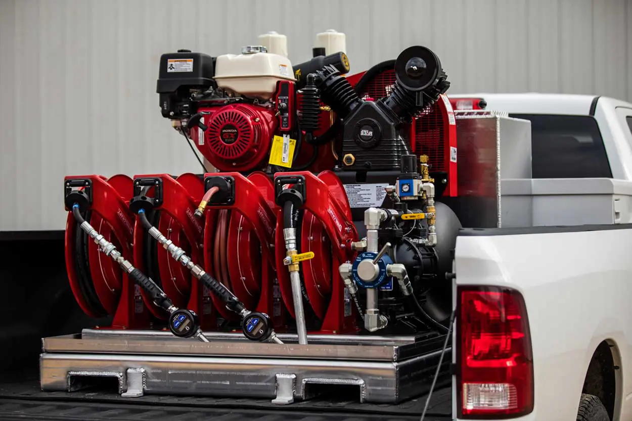 Ledwell Mobile Lube Service Center with Compressor